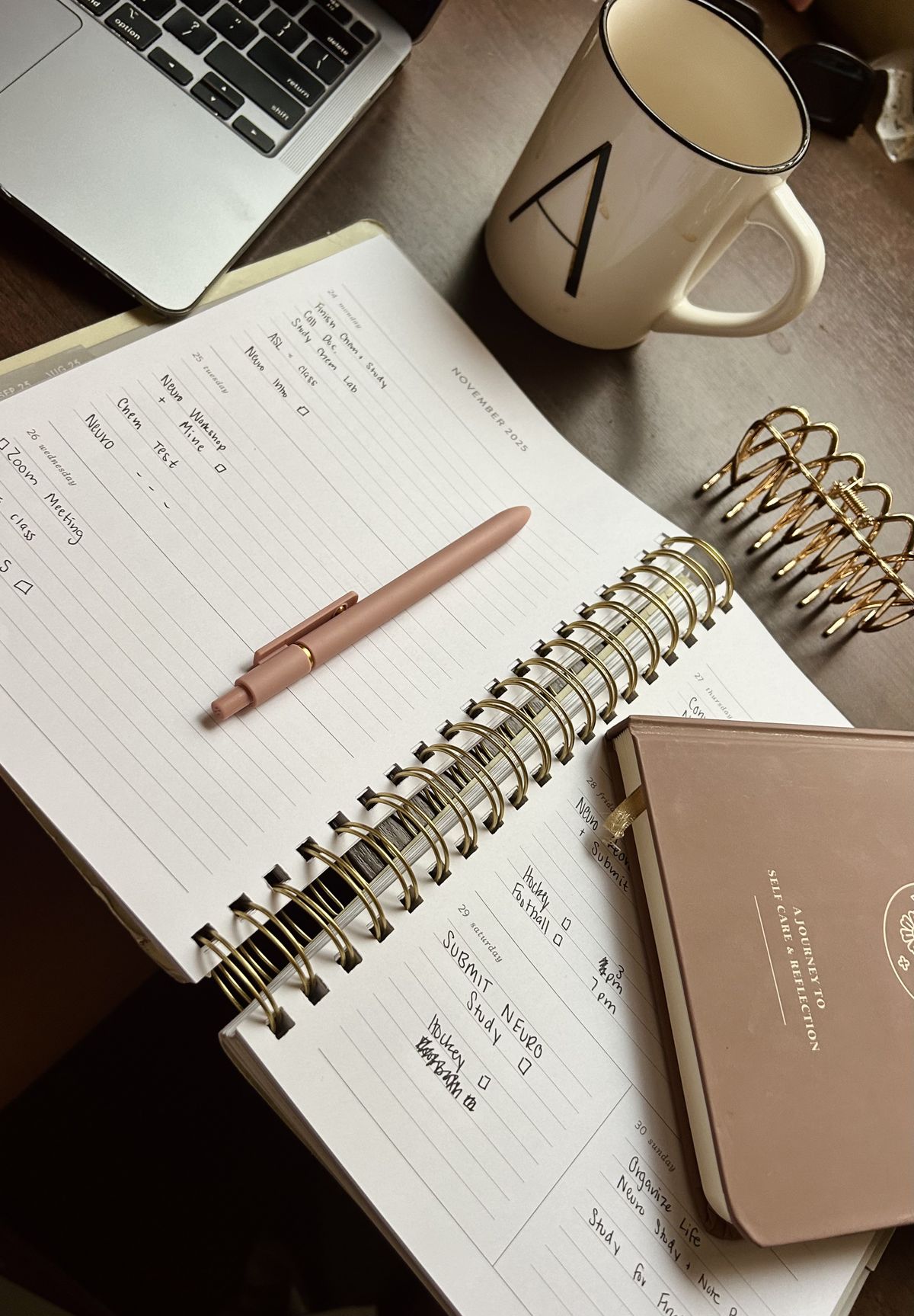 How Technology Can Enhance Your Daily Well-Being and Productivity